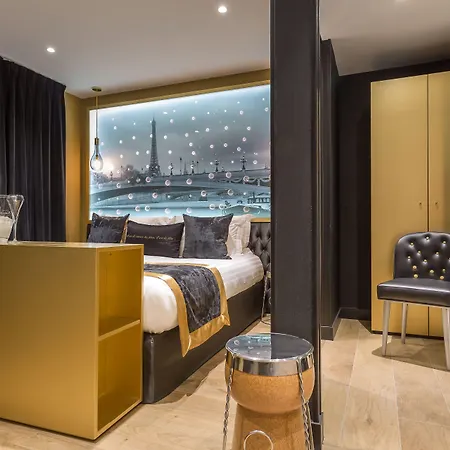 Les Bulles De Hotel Parigi