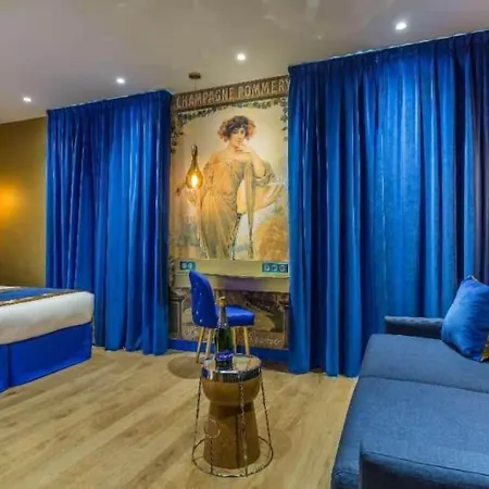 Hotel Les Bulles De Parigi