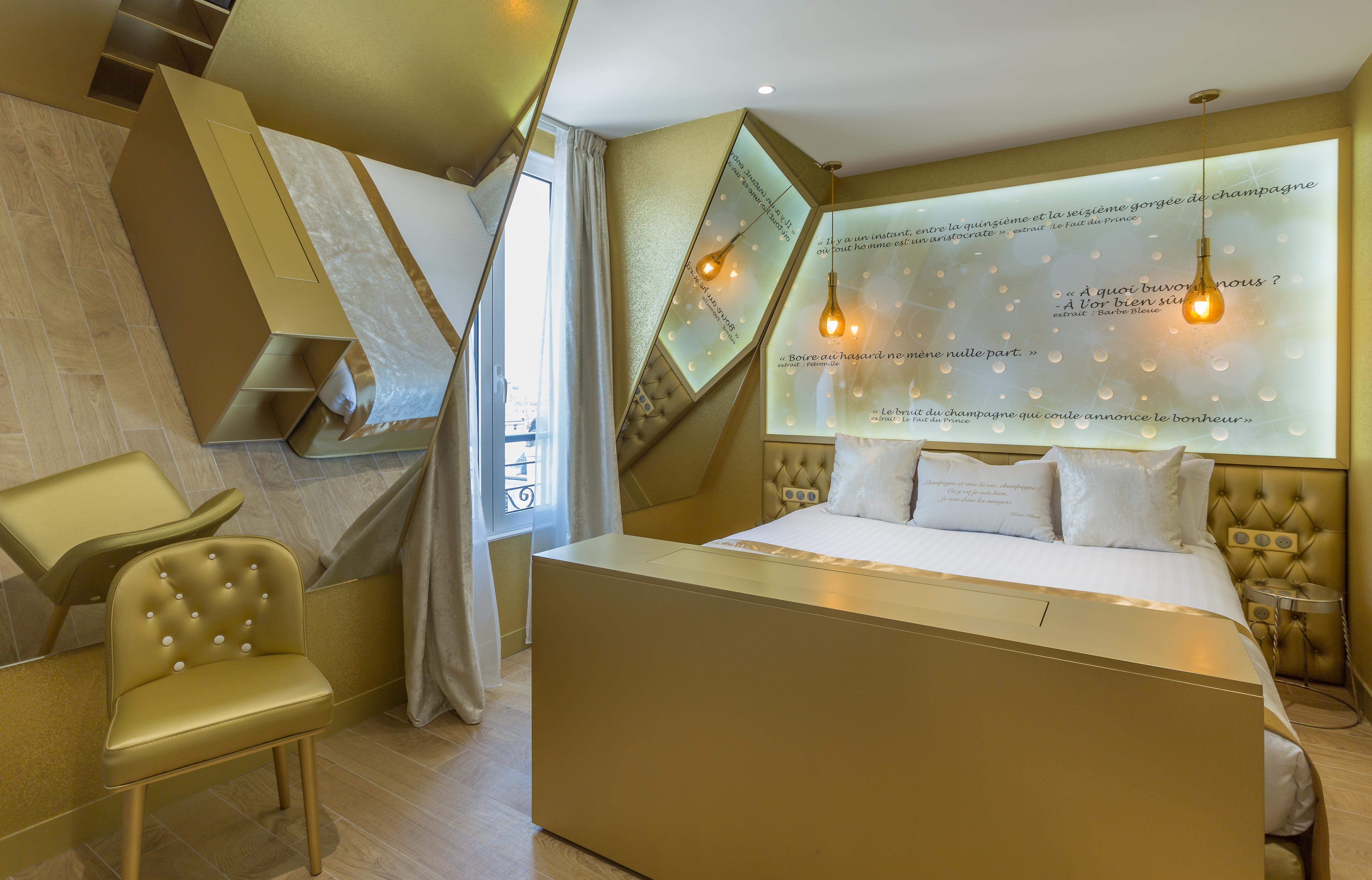 Les Bulles De 4* Parigi