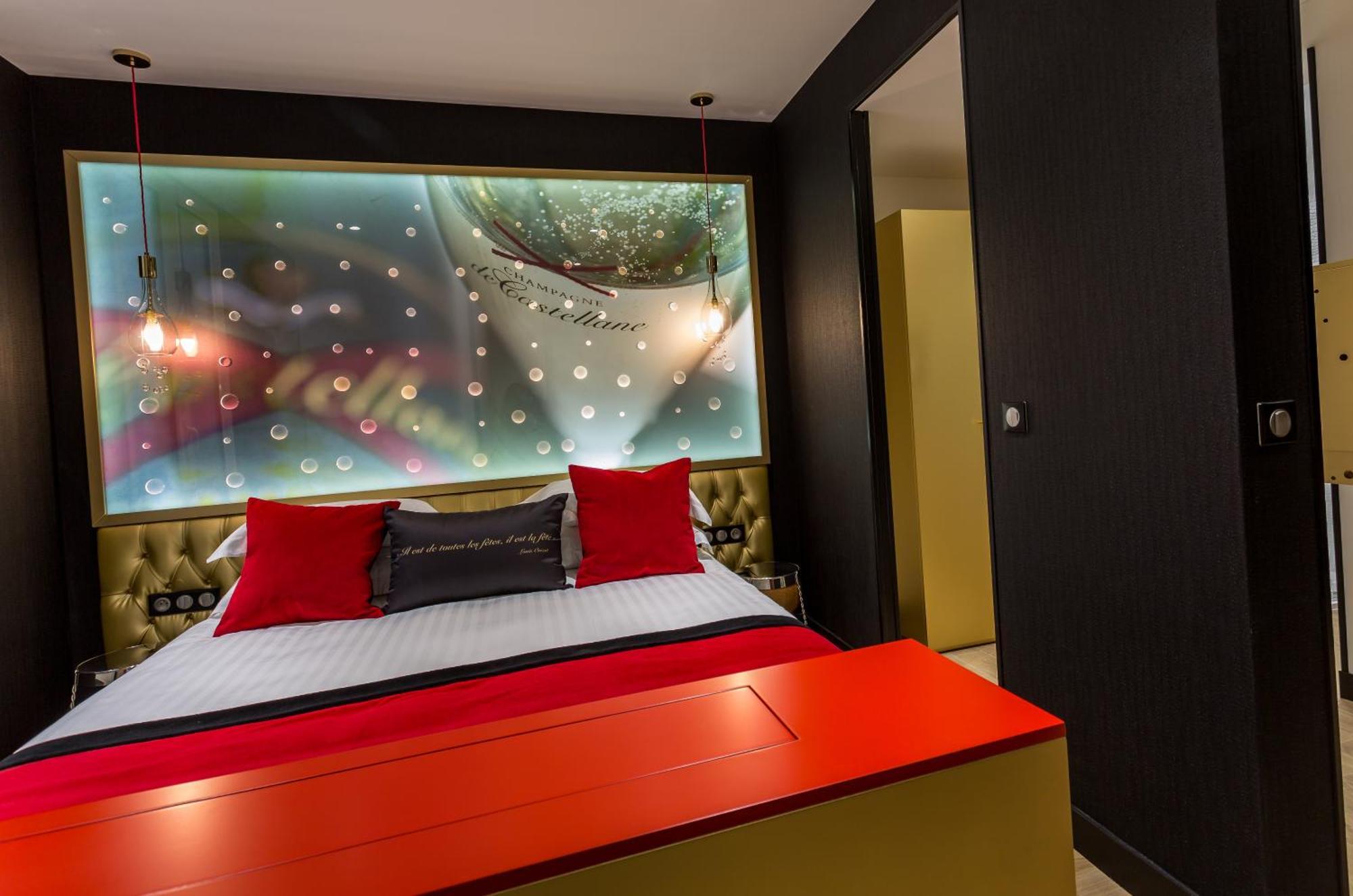 Les Bulles De Hotel Parigi