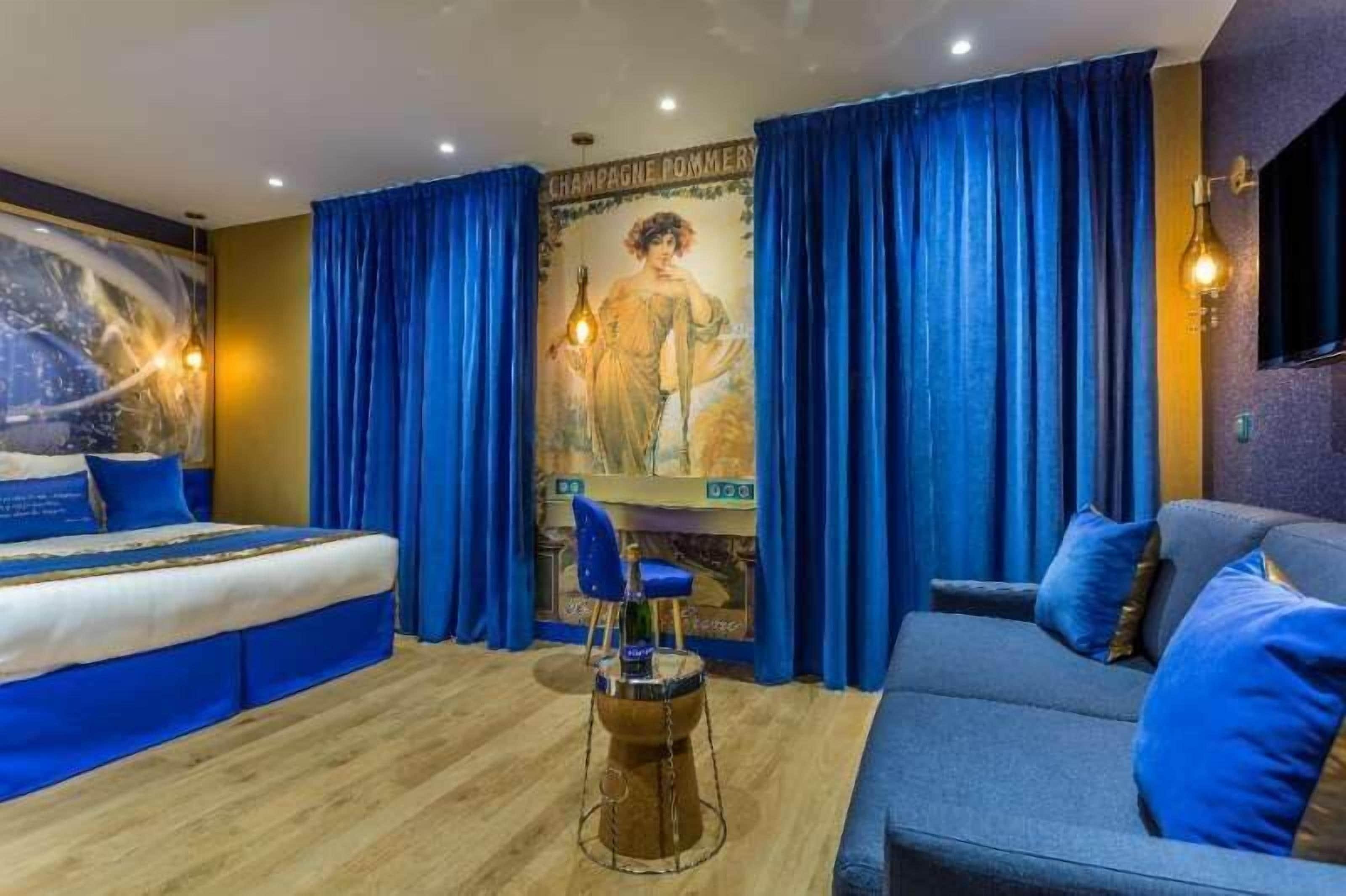 Hotel Les Bulles De Parigi